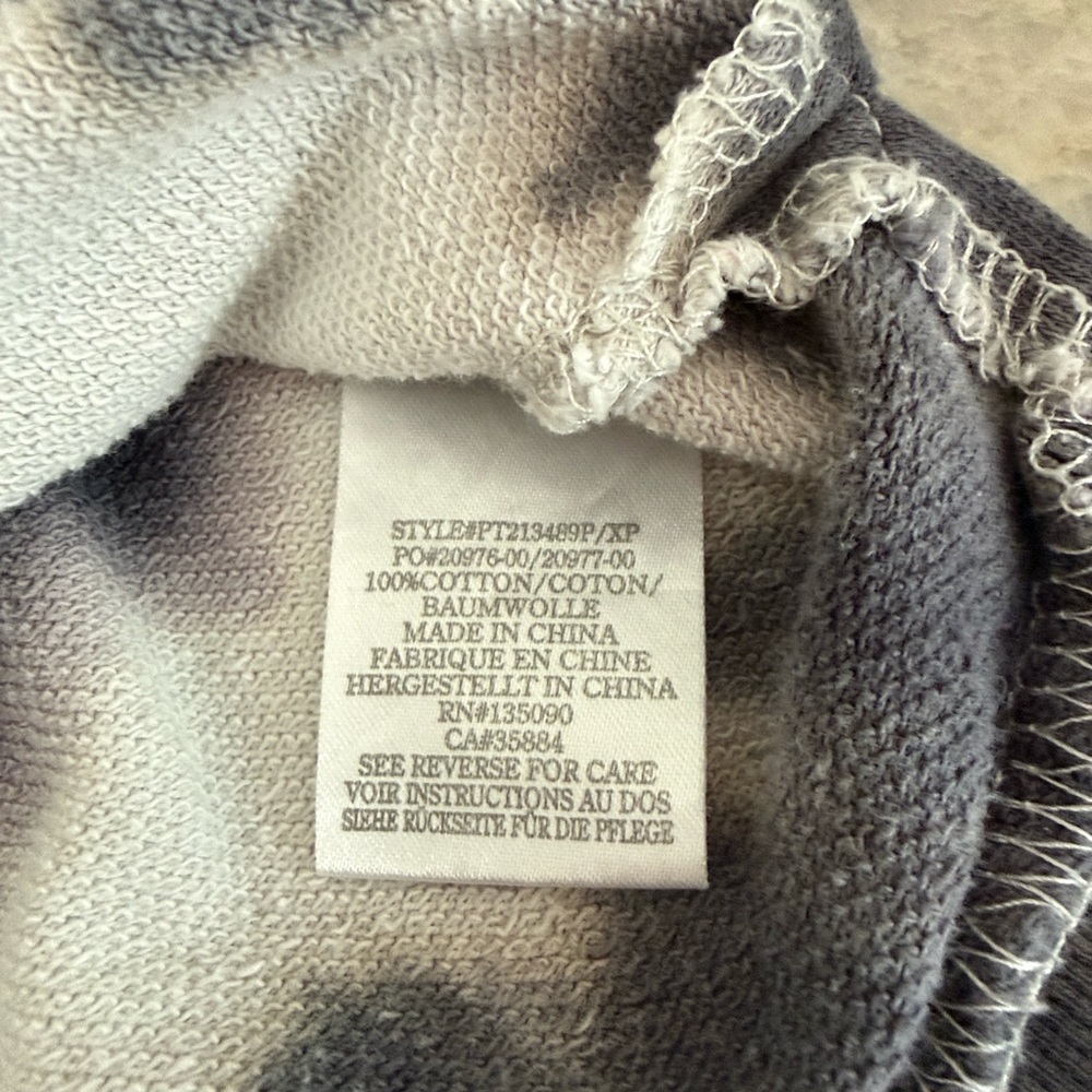 Peloton Daydreamer Together We Go Far embroidered tie dye pullover crewneck M - Picture 6 of 6